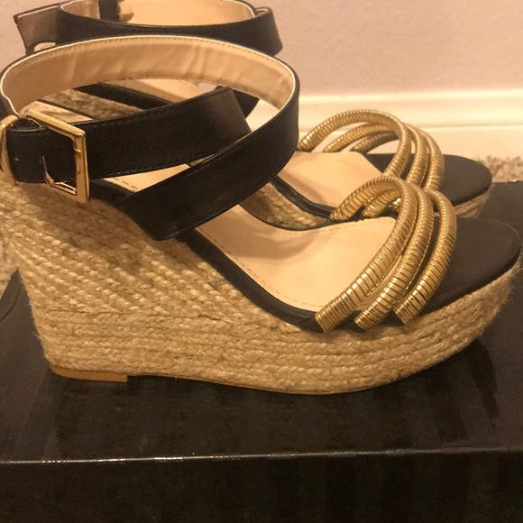 Victoria's Secret Shoes - Victoria’s Secret espadrille wedge sandals 👡